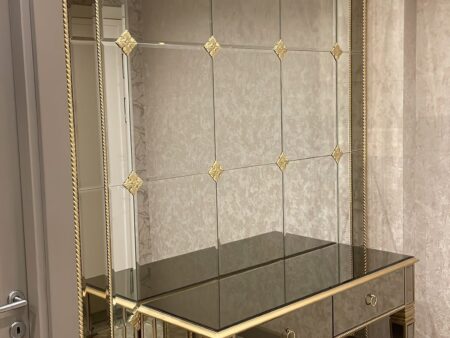 Baklava Ayna Duvar Uygulama B0437