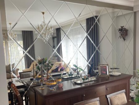 Baklava Ayna Duvar Uygulama B0411