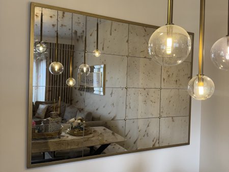 Vera Gold çerçeveli Eskitme ayna salon modeli